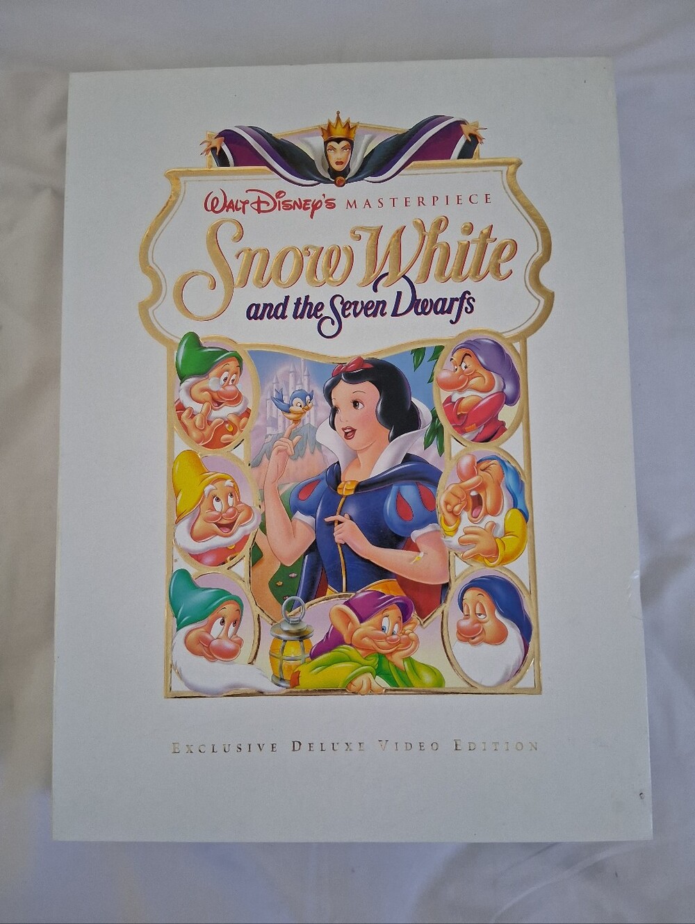 WALT DISNEY'S MASTERPIECE SNOW WHITE EXCLUSIVE DELUXE VIDEO EDITION